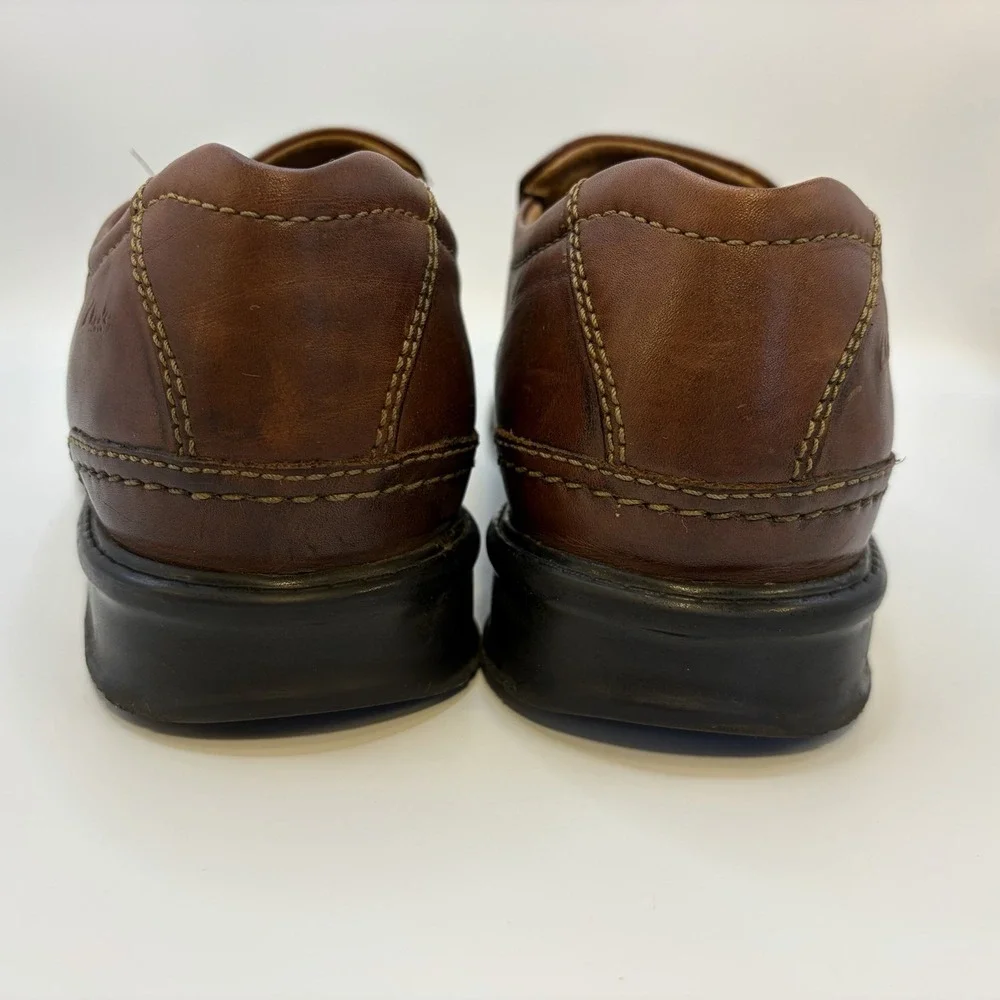 Clarks Mens Brown Leather Slip On Loafers/Casual/Career/Shoes/26068035